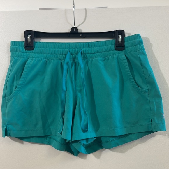 Good condition woman’s Old Navy Active shorts. Size M. - Picture 5 of 13